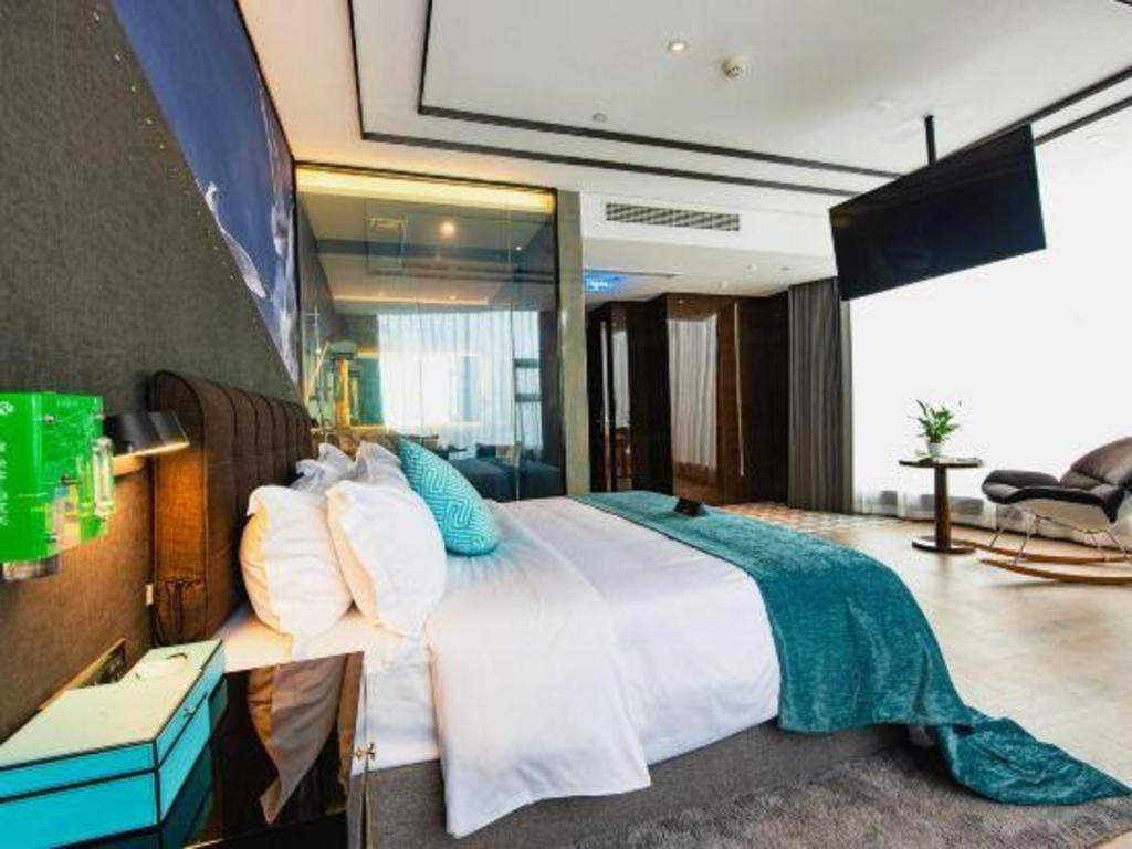 Xana Hotelle-Hotel Luzhou Baizitu Square Eksteriør billede