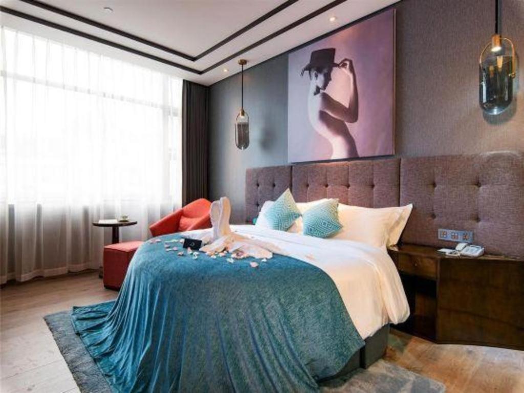 Xana Hotelle-Hotel Luzhou Baizitu Square Eksteriør billede