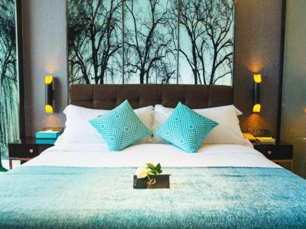 Xana Hotelle-Hotel Luzhou Baizitu Square Eksteriør billede