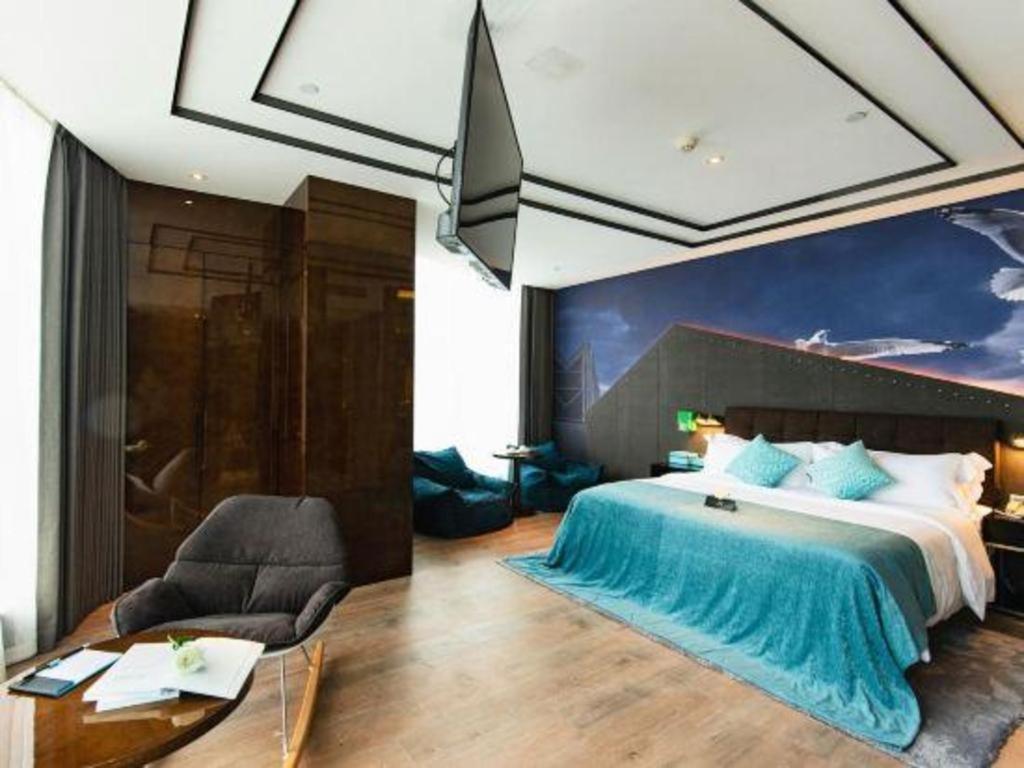 Xana Hotelle-Hotel Luzhou Baizitu Square Eksteriør billede
