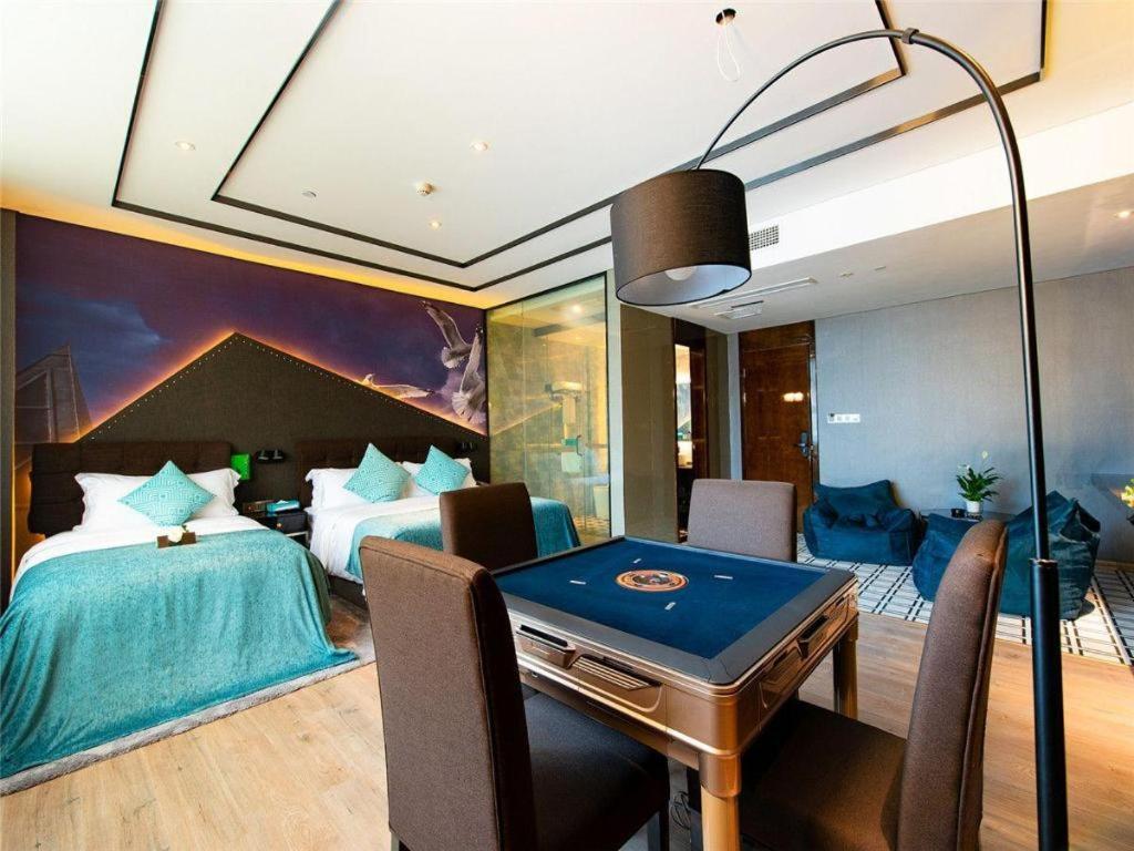 Xana Hotelle-Hotel Luzhou Baizitu Square Eksteriør billede
